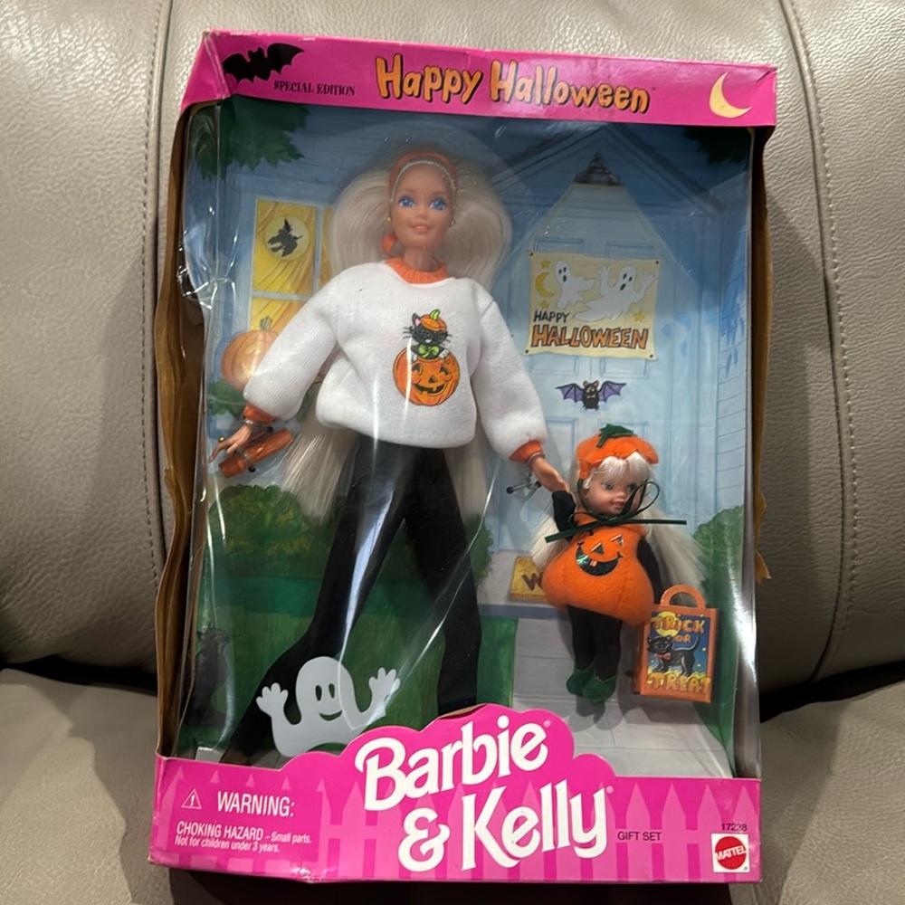 🌻1995 Happy Halloween Barbie & Kelly Dolls